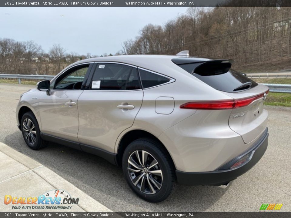 2021 Toyota Venza Hybrid LE AWD Titanium Glow / Boulder Photo #2