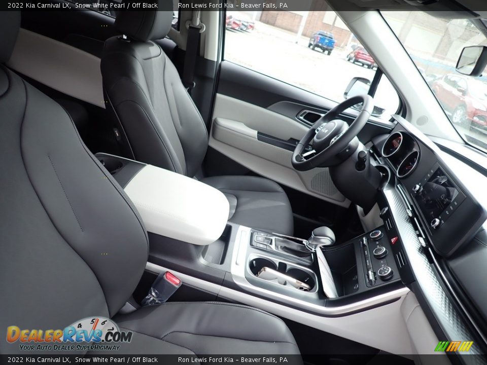 Front Seat of 2022 Kia Carnival LX Photo #9