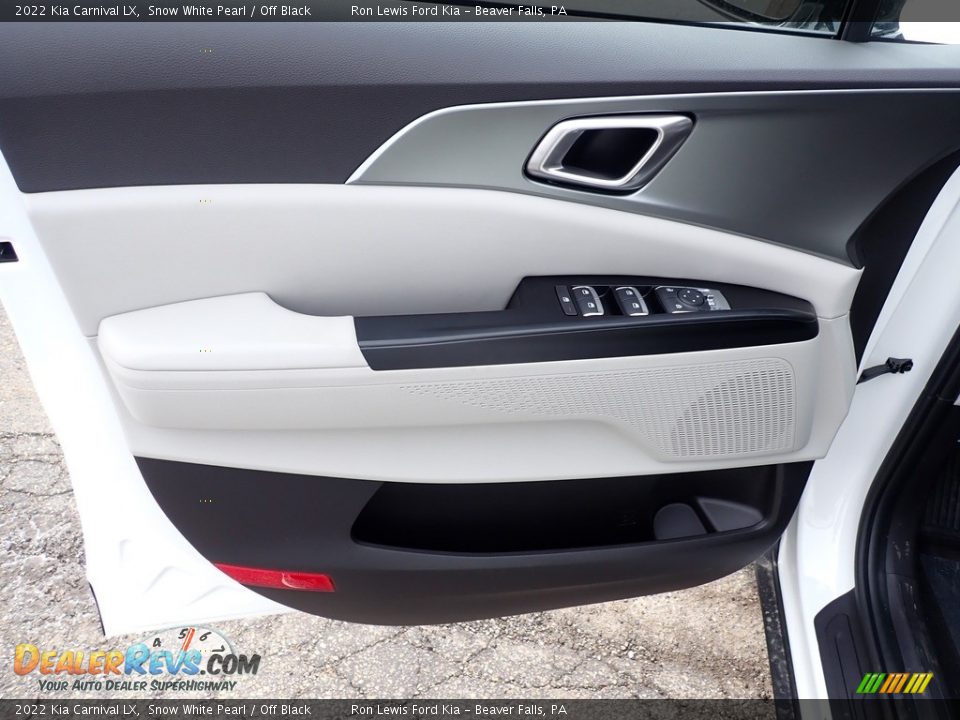 Door Panel of 2022 Kia Carnival LX Photo #13