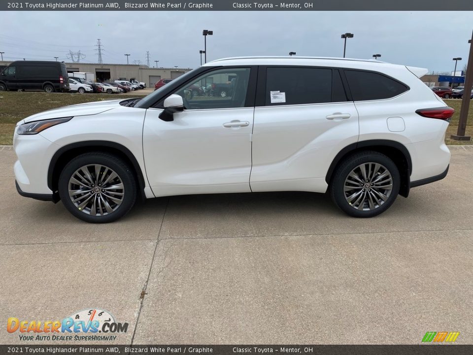 2021 Toyota Highlander Platinum AWD Blizzard White Pearl / Graphite Photo #1