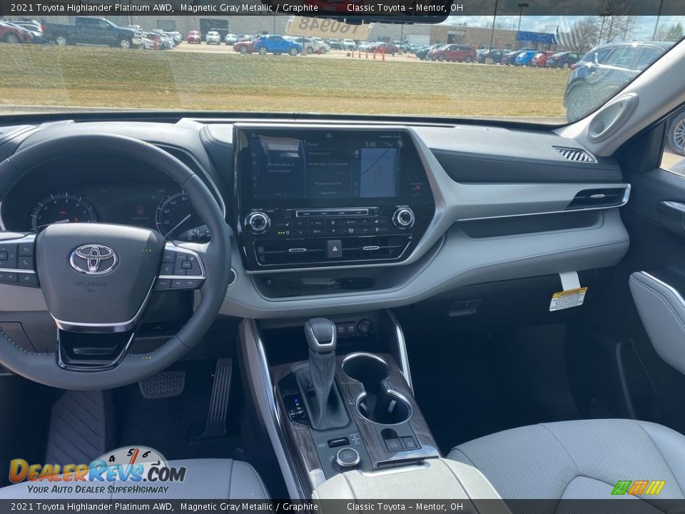 2021 Toyota Highlander Platinum AWD Magnetic Gray Metallic / Graphite Photo #4