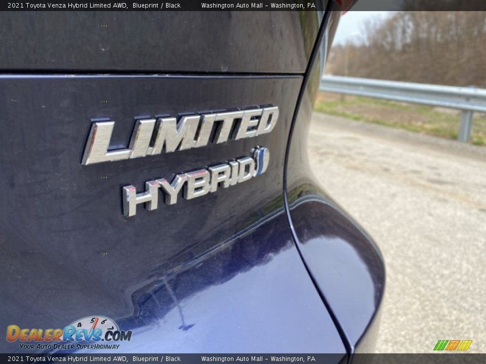 2021 Toyota Venza Hybrid Limited AWD Blueprint / Black Photo #23