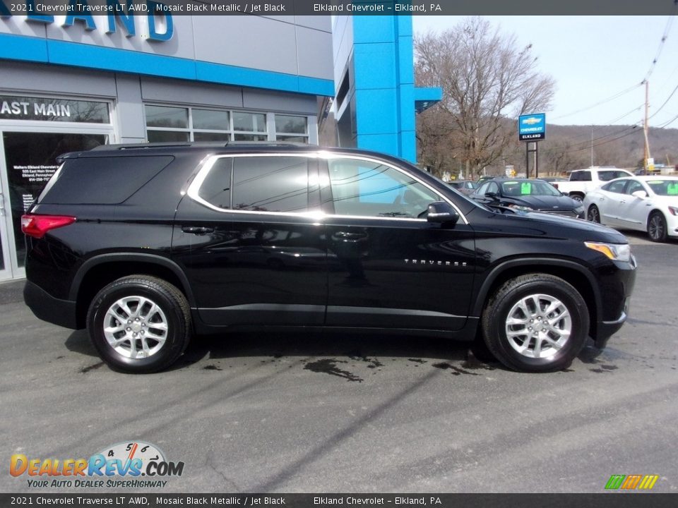 2021 Chevrolet Traverse LT AWD Mosaic Black Metallic / Jet Black Photo #2