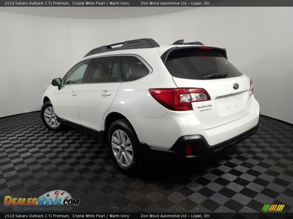 2019 Subaru Outback 2.5i Premium Crystal White Pearl / Warm Ivory Photo #11