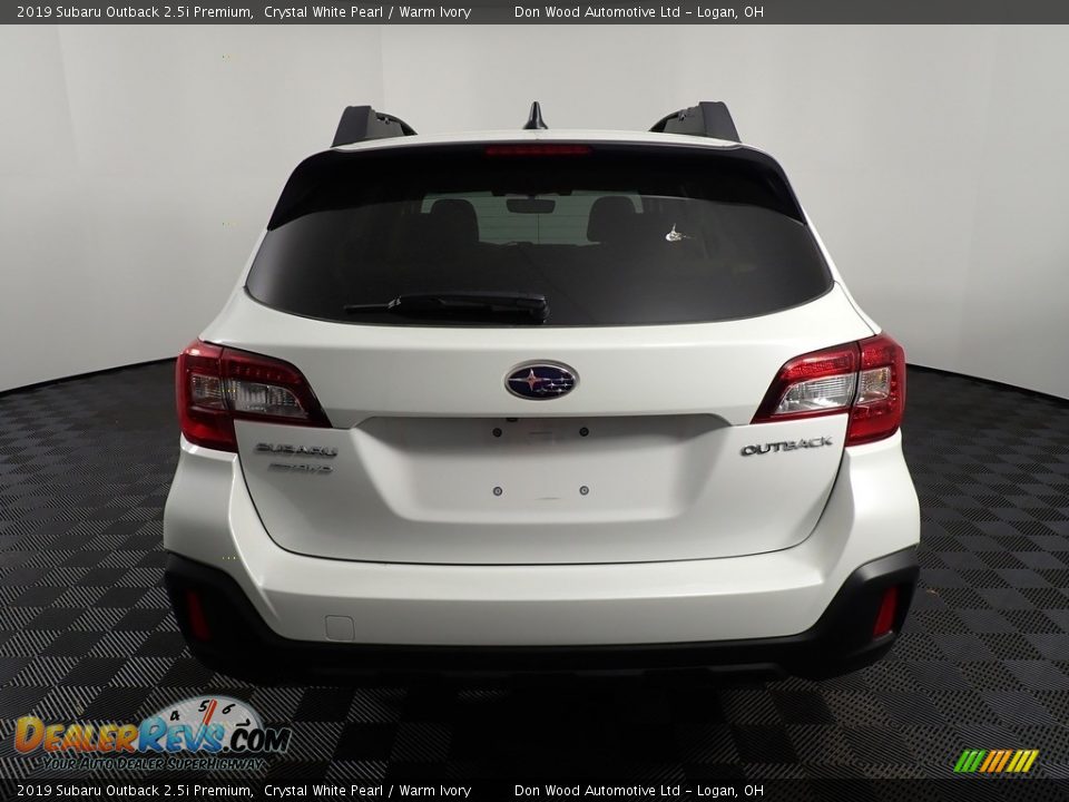 2019 Subaru Outback 2.5i Premium Crystal White Pearl / Warm Ivory Photo #12