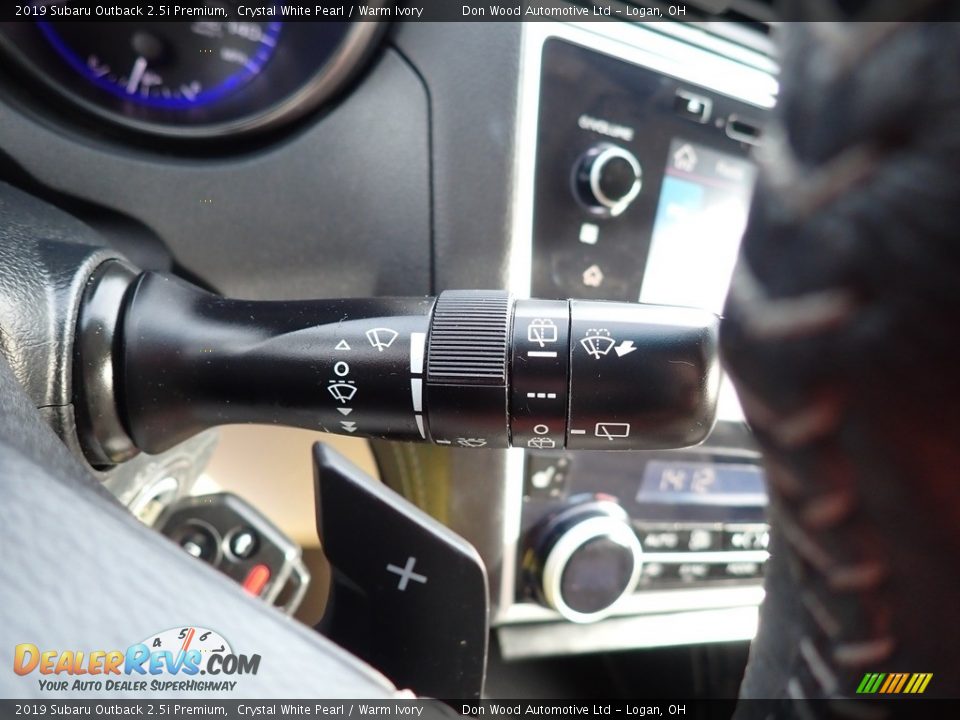 2019 Subaru Outback 2.5i Premium Crystal White Pearl / Warm Ivory Photo #27