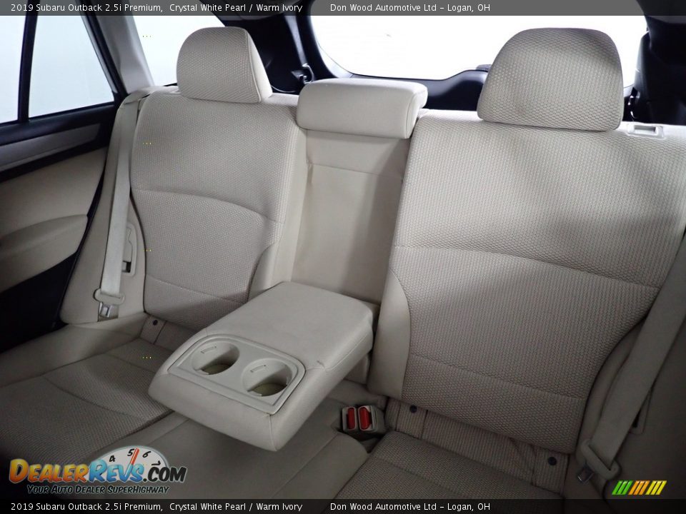 2019 Subaru Outback 2.5i Premium Crystal White Pearl / Warm Ivory Photo #33