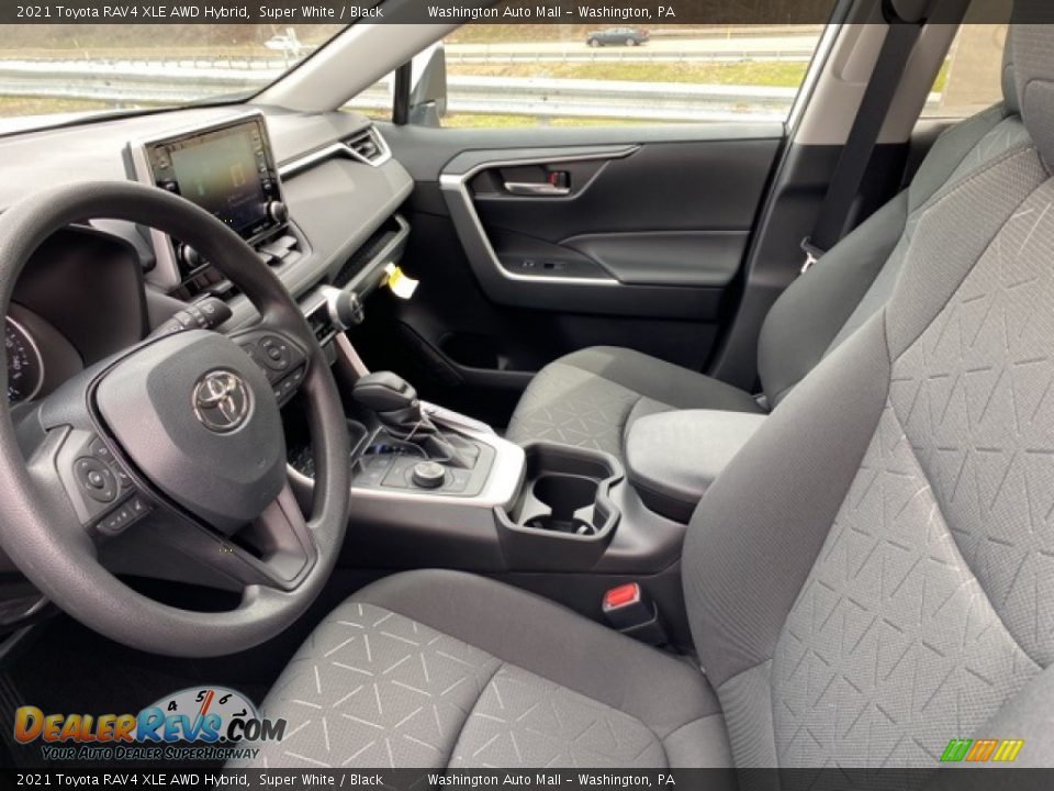 2021 Toyota RAV4 XLE AWD Hybrid Super White / Black Photo #4