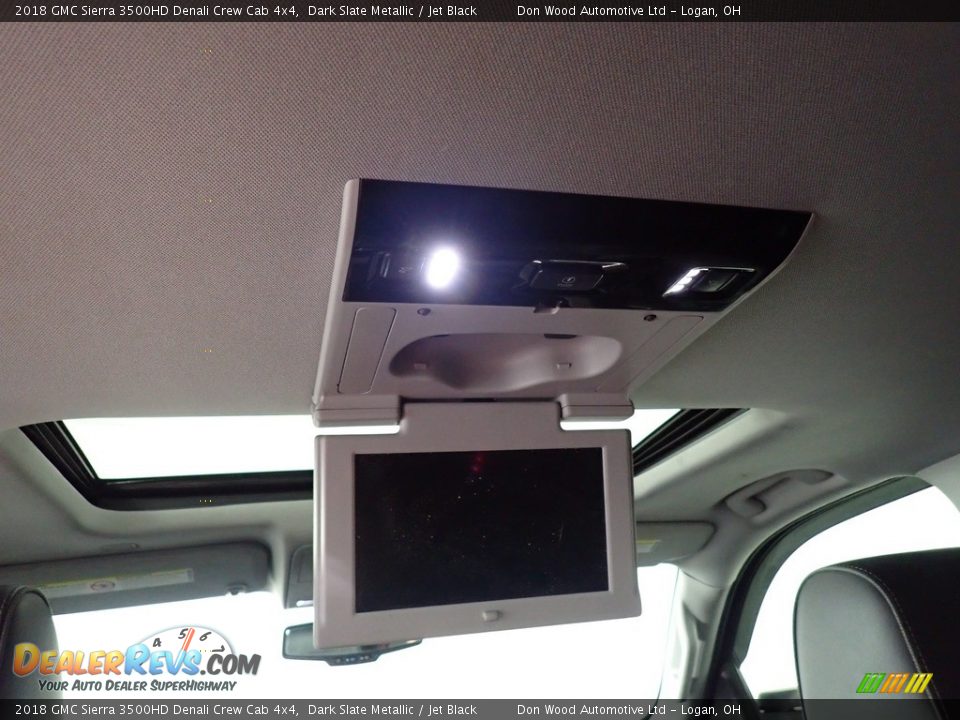 Entertainment System of 2018 GMC Sierra 3500HD Denali Crew Cab 4x4 Photo #3