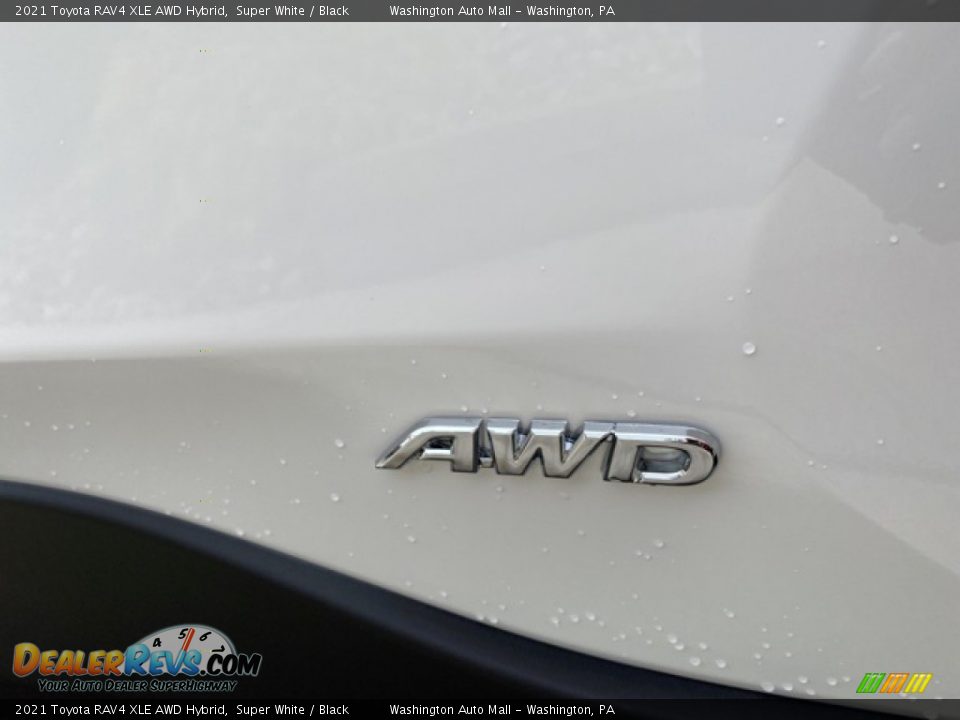 2021 Toyota RAV4 XLE AWD Hybrid Super White / Black Photo #25