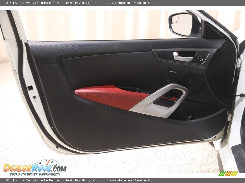 2015 Hyundai Veloster Turbo R-Spec Elite White / Black/Red Photo #4
