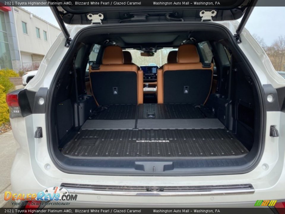 2021 Toyota Highlander Platinum AWD Trunk Photo #30