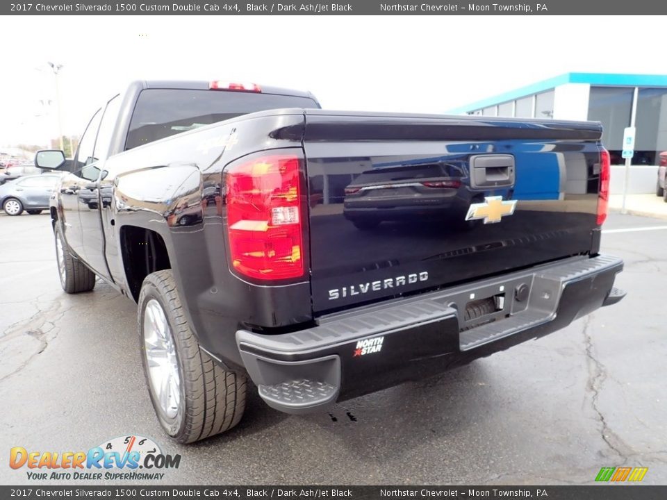 2017 Chevrolet Silverado 1500 Custom Double Cab 4x4 Black / Dark Ash/Jet Black Photo #5