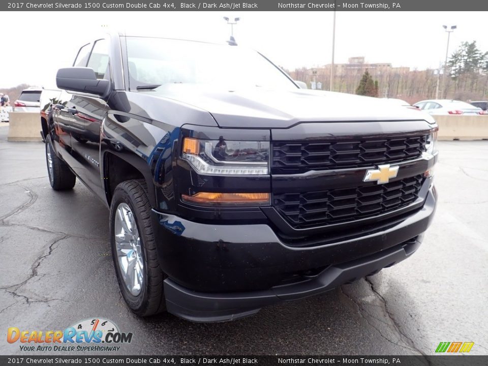 2017 Chevrolet Silverado 1500 Custom Double Cab 4x4 Black / Dark Ash/Jet Black Photo #11