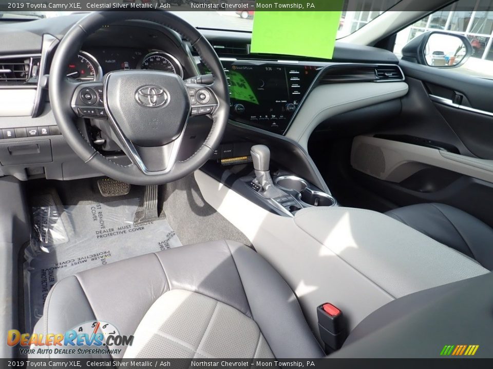 2019 Toyota Camry XLE Celestial Silver Metallic / Ash Photo #22