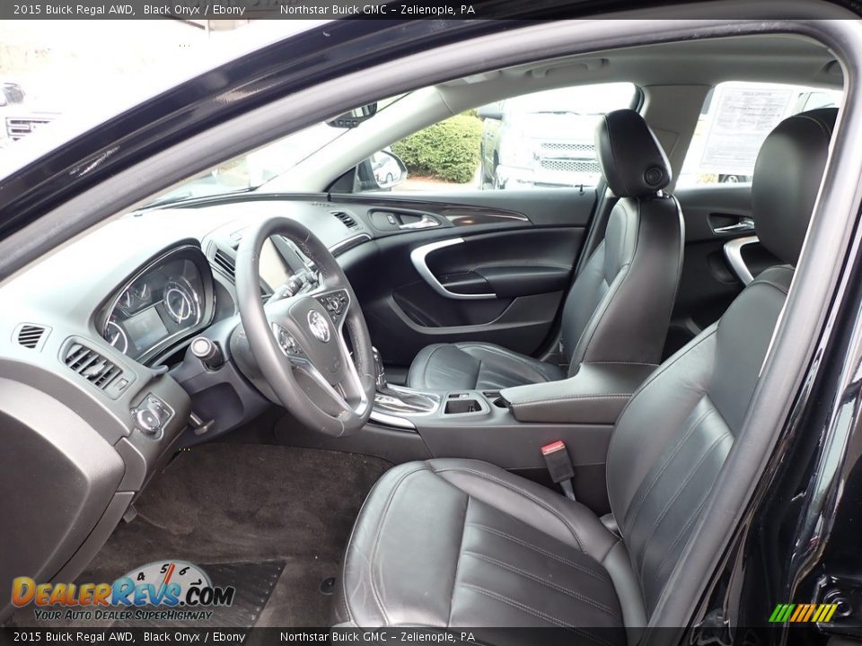 Front Seat of 2015 Buick Regal AWD Photo #16