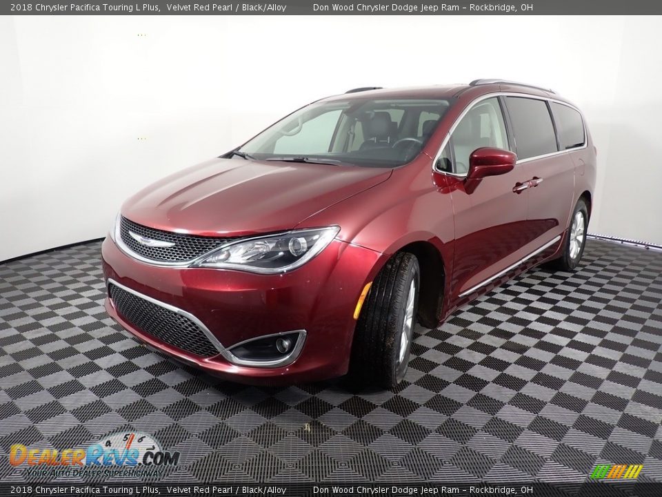 2018 Chrysler Pacifica Touring L Plus Velvet Red Pearl / Black/Alloy Photo #11