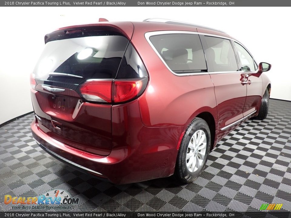 2018 Chrysler Pacifica Touring L Plus Velvet Red Pearl / Black/Alloy Photo #20
