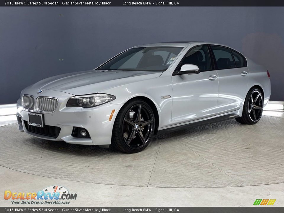 Front 3/4 View of 2015 BMW 5 Series 550i Sedan Photo #3