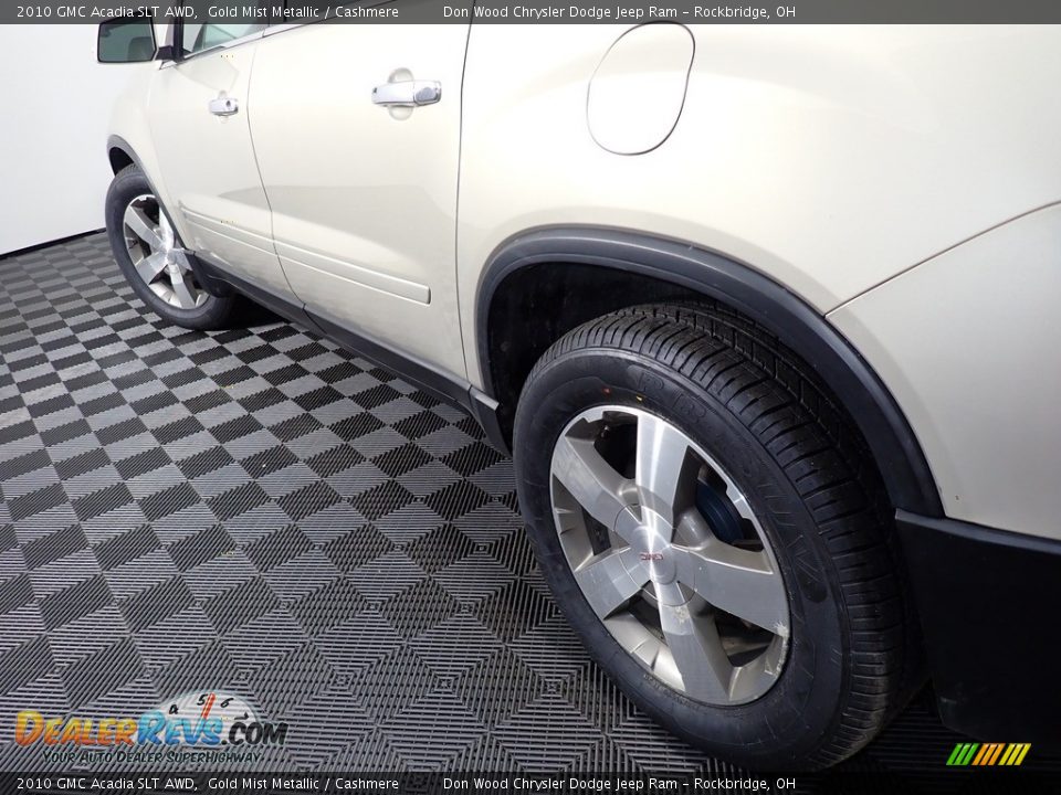 2010 GMC Acadia SLT AWD Gold Mist Metallic / Cashmere Photo #12