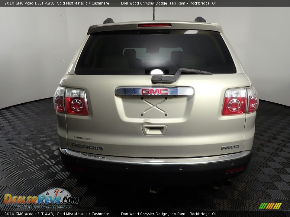 2010 GMC Acadia SLT AWD Gold Mist Metallic / Cashmere Photo #14