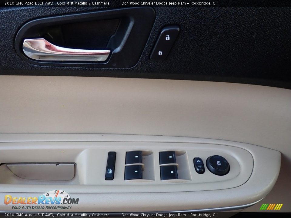 2010 GMC Acadia SLT AWD Gold Mist Metallic / Cashmere Photo #24