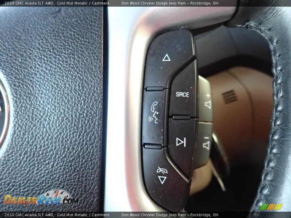 2010 GMC Acadia SLT AWD Gold Mist Metallic / Cashmere Photo #31