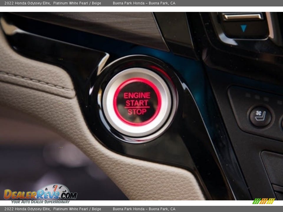 Controls of 2022 Honda Odyssey Elite Photo #20