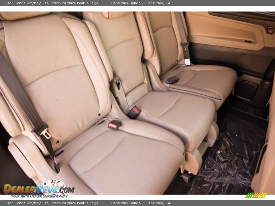 Rear Seat of 2022 Honda Odyssey Elite Photo #31