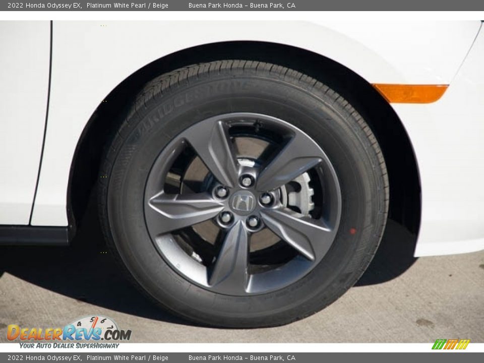 2022 Honda Odyssey EX Platinum White Pearl / Beige Photo #11