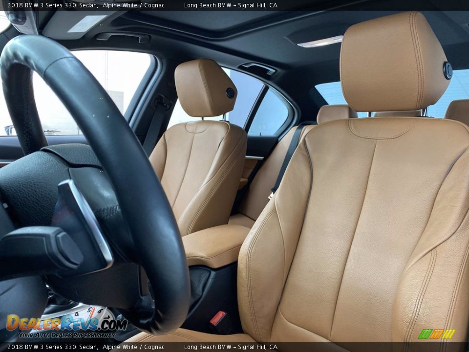 2018 BMW 3 Series 330i Sedan Alpine White / Cognac Photo #17