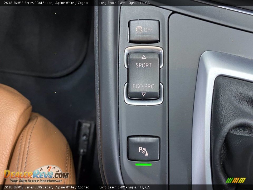 2018 BMW 3 Series 330i Sedan Alpine White / Cognac Photo #28