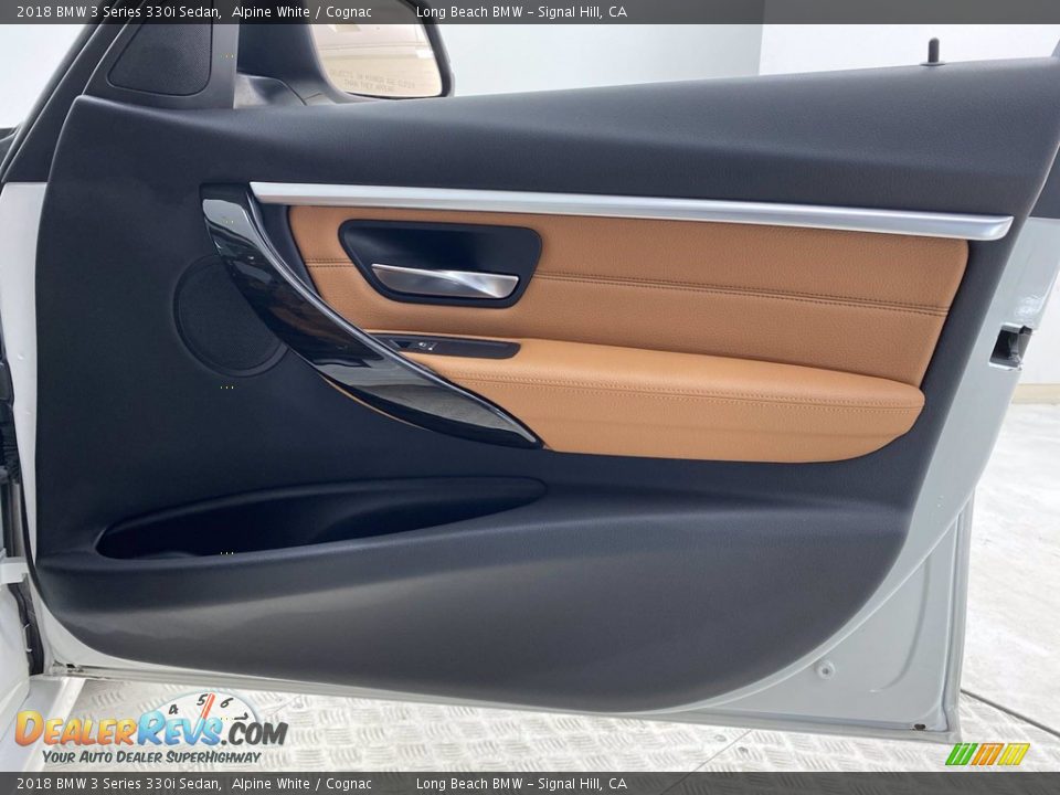 2018 BMW 3 Series 330i Sedan Alpine White / Cognac Photo #32