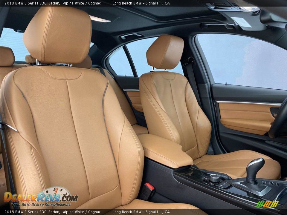 2018 BMW 3 Series 330i Sedan Alpine White / Cognac Photo #34