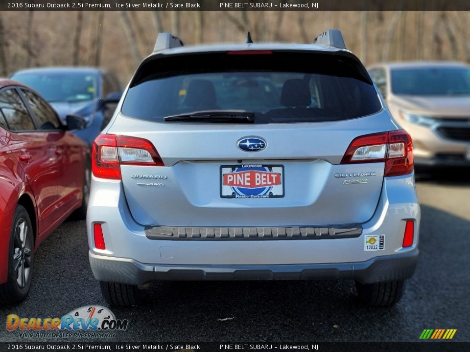 2016 Subaru Outback 2.5i Premium Ice Silver Metallic / Slate Black Photo #4