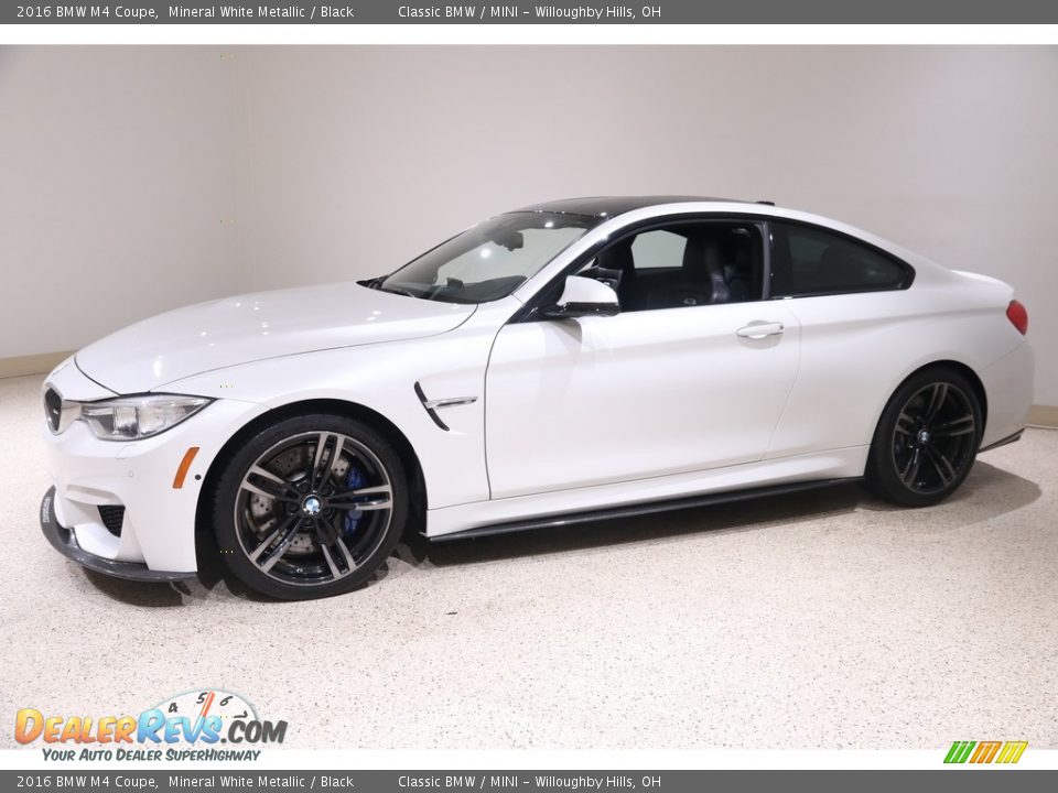 2016 BMW M4 Coupe Mineral White Metallic / Black Photo #3