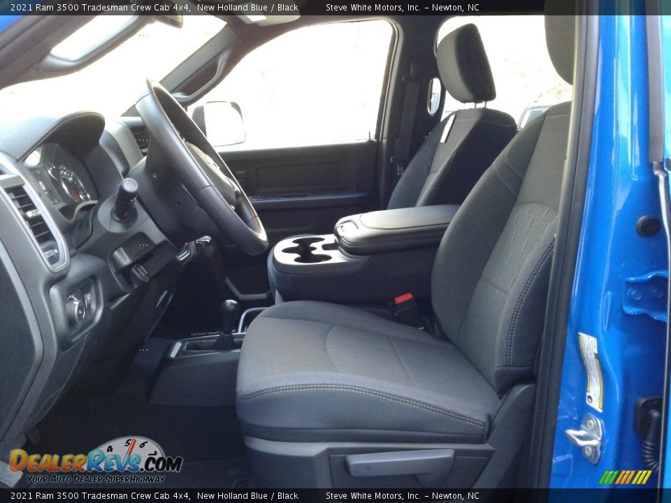 2021 Ram 3500 Tradesman Crew Cab 4x4 New Holland Blue / Black Photo #11