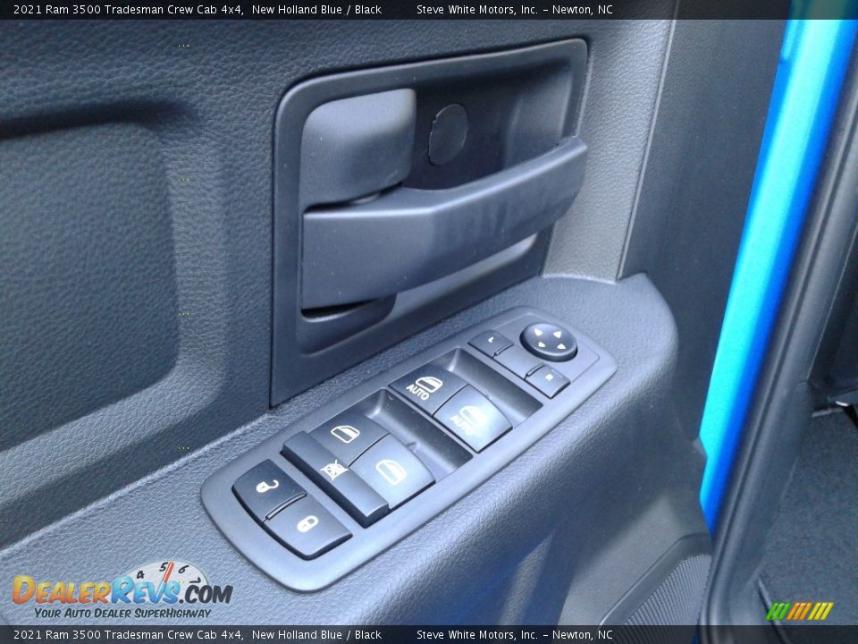 2021 Ram 3500 Tradesman Crew Cab 4x4 New Holland Blue / Black Photo #12