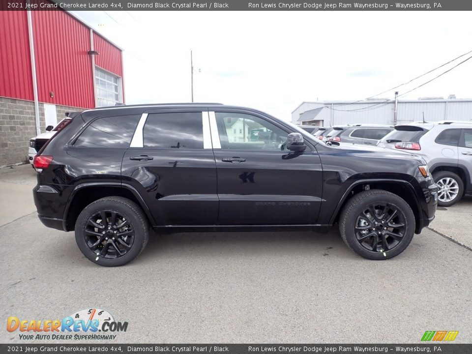 2021 Jeep Grand Cherokee Laredo 4x4 Diamond Black Crystal Pearl / Black Photo #6