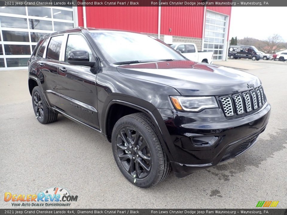 2021 Jeep Grand Cherokee Laredo 4x4 Diamond Black Crystal Pearl / Black Photo #7