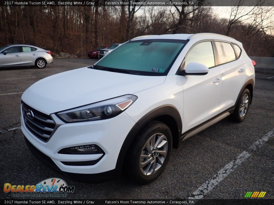 2017 Hyundai Tucson SE AWD Dazzling White / Gray Photo #1