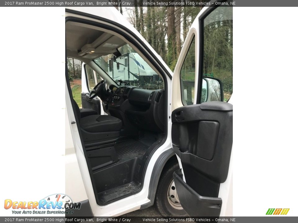 2017 Ram ProMaster 2500 High Roof Cargo Van Bright White / Gray Photo #6