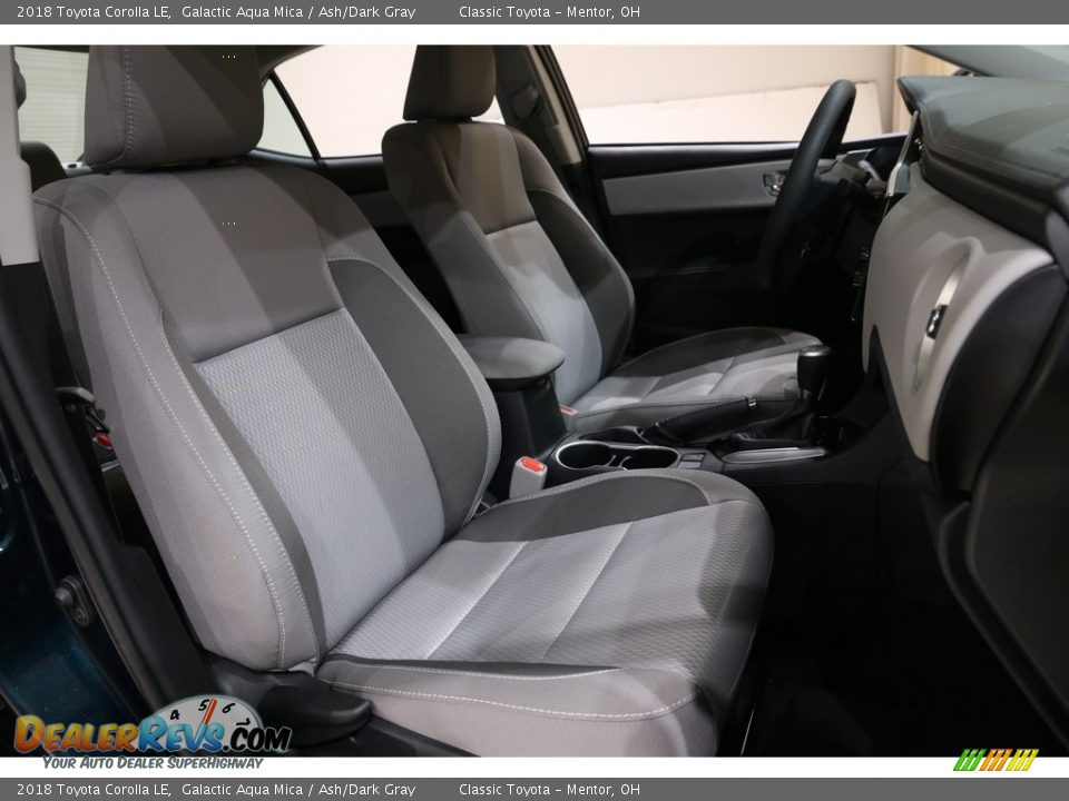 2018 Toyota Corolla LE Galactic Aqua Mica / Ash/Dark Gray Photo #14