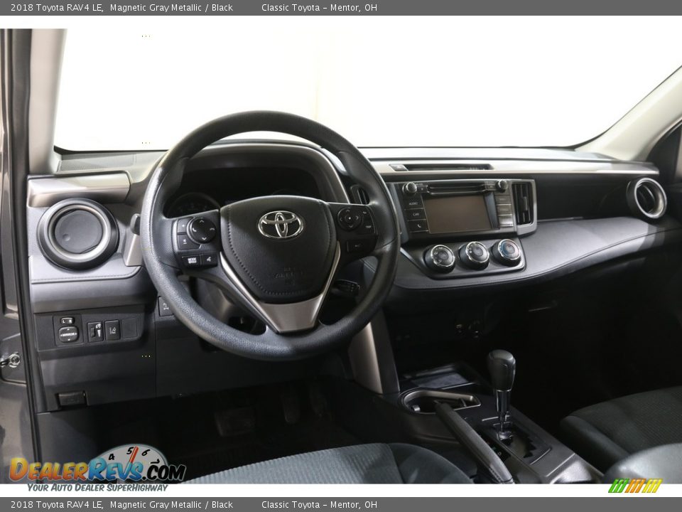 2018 Toyota RAV4 LE Magnetic Gray Metallic / Black Photo #6