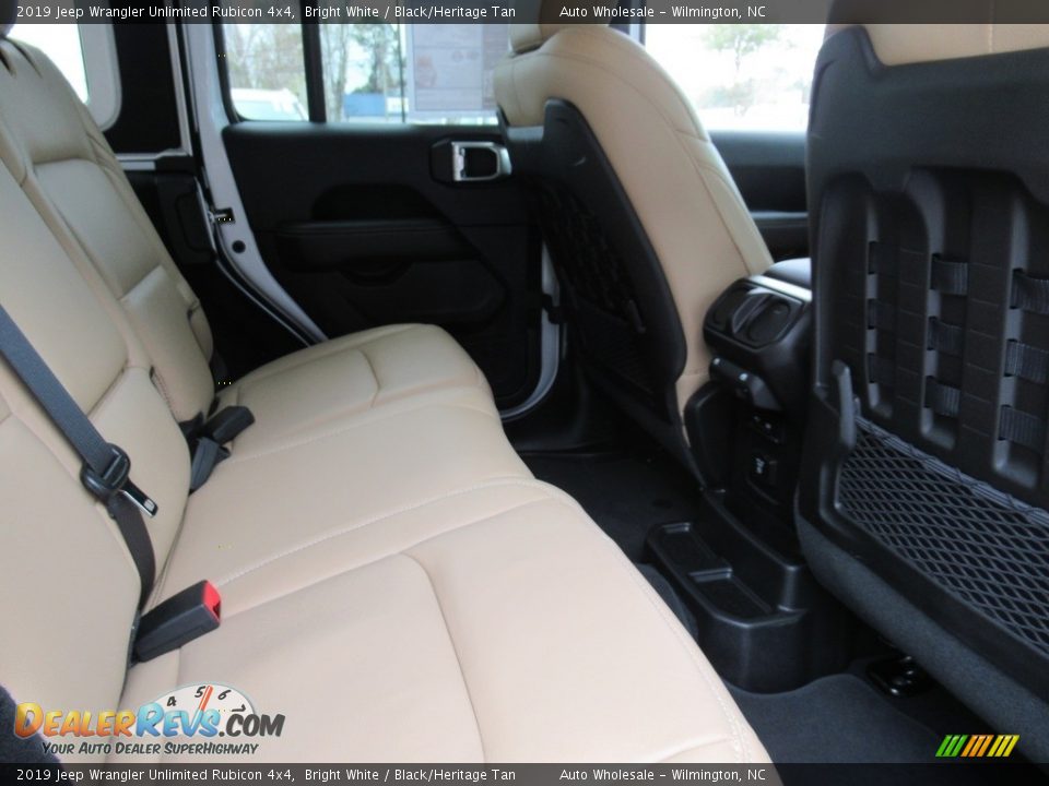 2019 Jeep Wrangler Unlimited Rubicon 4x4 Bright White / Black/Heritage Tan Photo #13