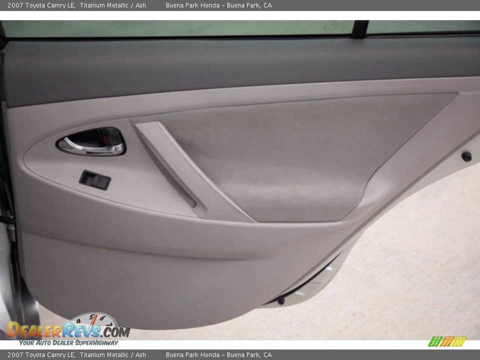 2007 Toyota Camry LE Titanium Metallic / Ash Photo #27