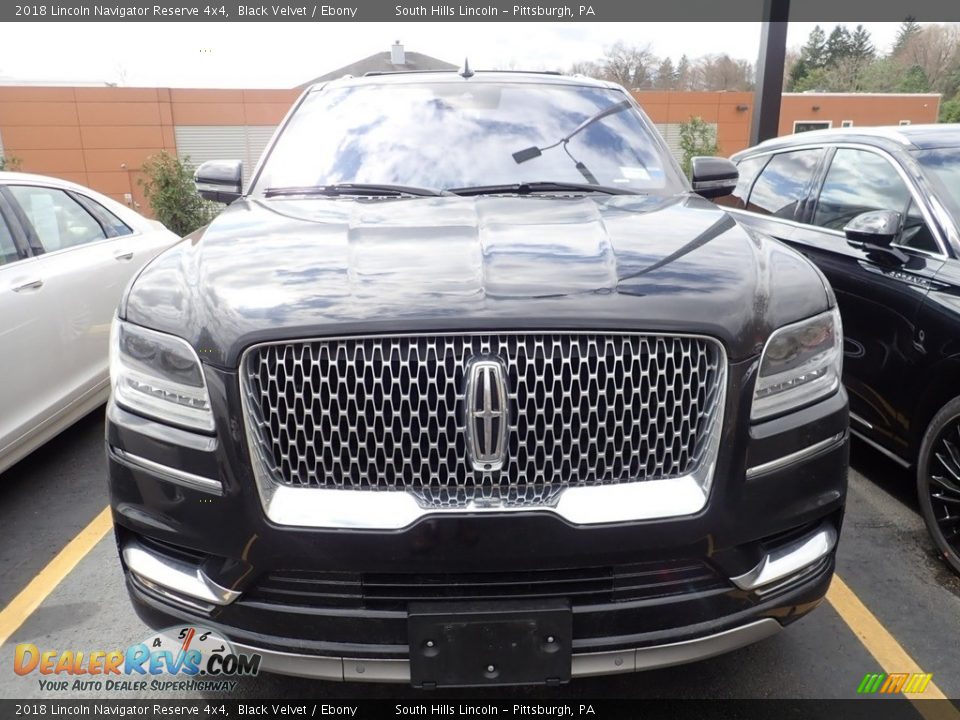 2018 Lincoln Navigator Reserve 4x4 Black Velvet / Ebony Photo #3