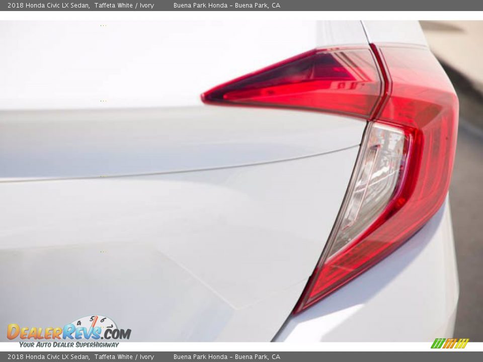 2018 Honda Civic LX Sedan Taffeta White / Ivory Photo #13