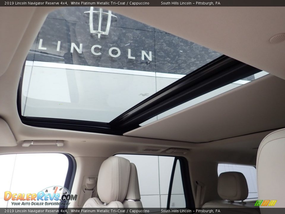2019 Lincoln Navigator Reserve 4x4 White Platinum Metallic Tri-Coat / Cappuccino Photo #20