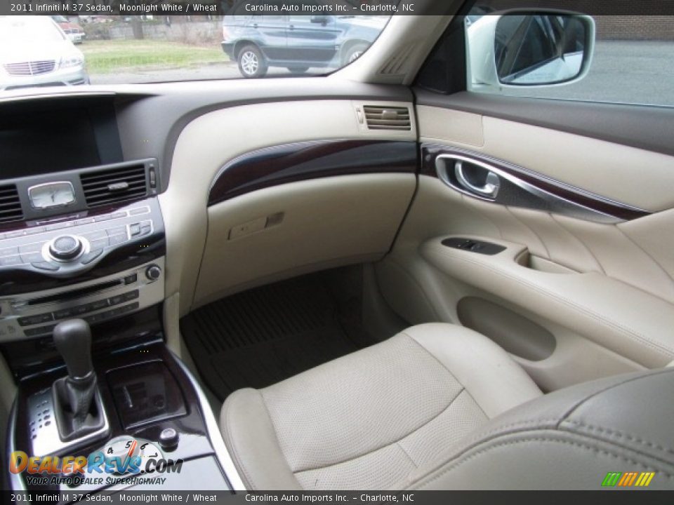 2011 Infiniti M 37 Sedan Moonlight White / Wheat Photo #14